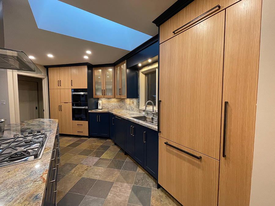 We provide modern and traditional kitchen renovation makeovers